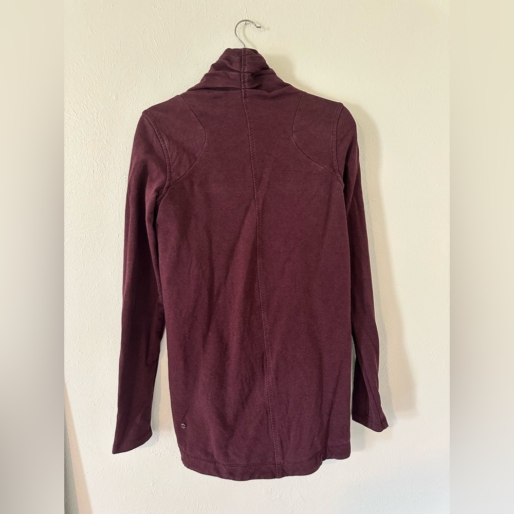 Lululemon That's A Wrap
Heathered Bordeaux Drama - Picture 11 of 13